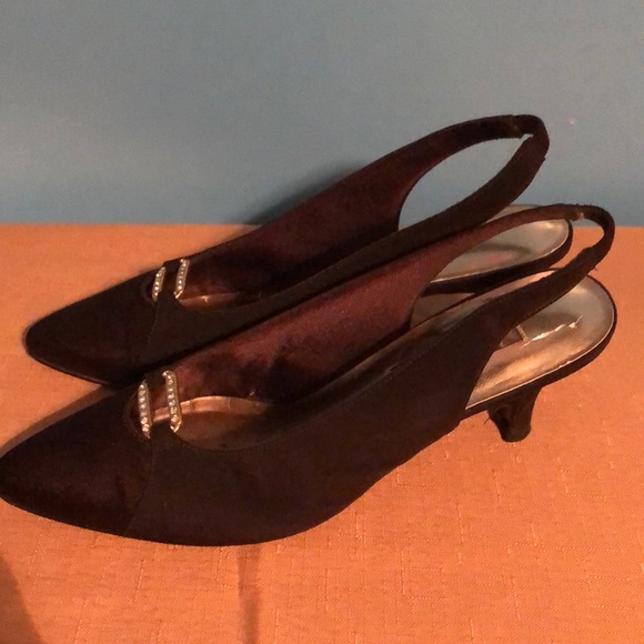 Night Life Brown Heels - Picture 3 of 3